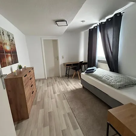Apartman Schoenes 4-zimmer Appartment, Wlan, Kueche, Bad *