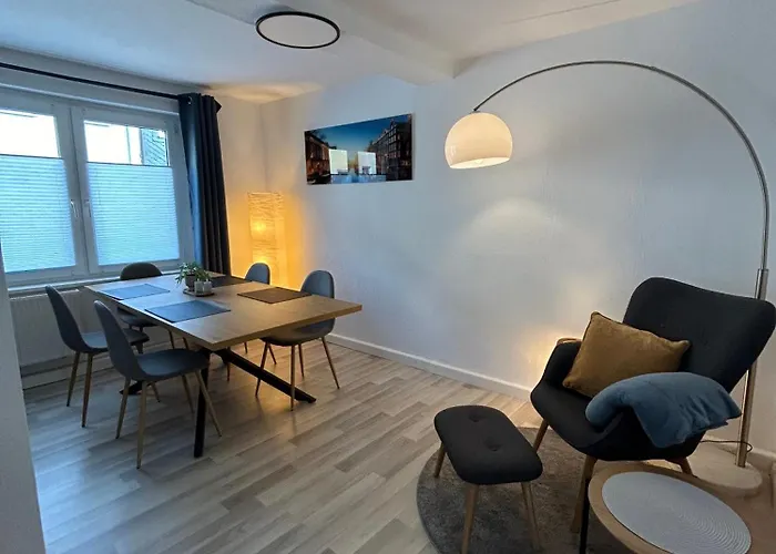 Schoenes 4-Zimmer Appartment, Wlan, Kueche, Bad * Ilmenau