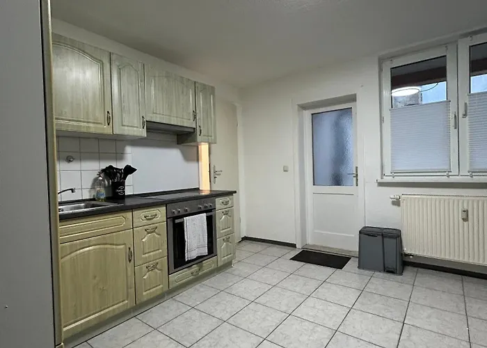 Appartement Schoenes 4-Zimmer Appartment, Wlan, Kueche, Bad Ilmenau